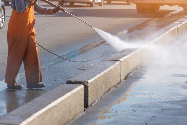 Commercial Concrete Cleaning in Palm Bay