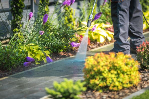 Sidewalk Pressure Washing in Palm Bay
