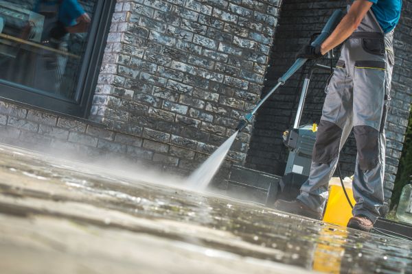 Power Cleaning in Palm Bay