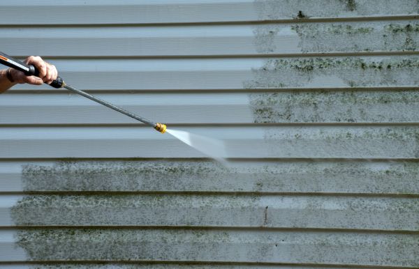 House Pressure Cleaning in Palm Bay