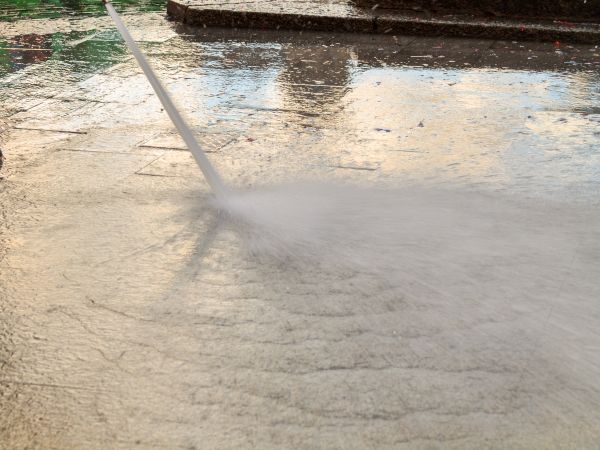 Pavement Cleaning Service in Palm Bay