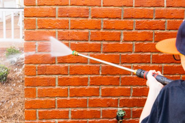 Wall Pressure Washing in Palm Bay